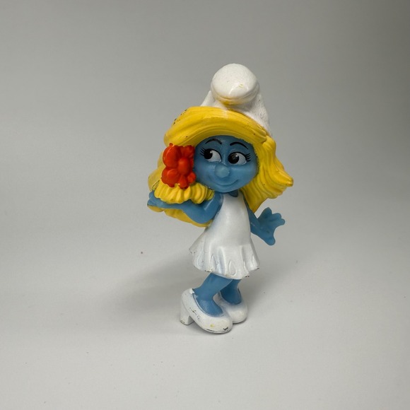 Smurf Smurfette Toy Figure 2011 Peyo Made for McDonalds‎ Red Flower White Dress - Picture 2 of 8